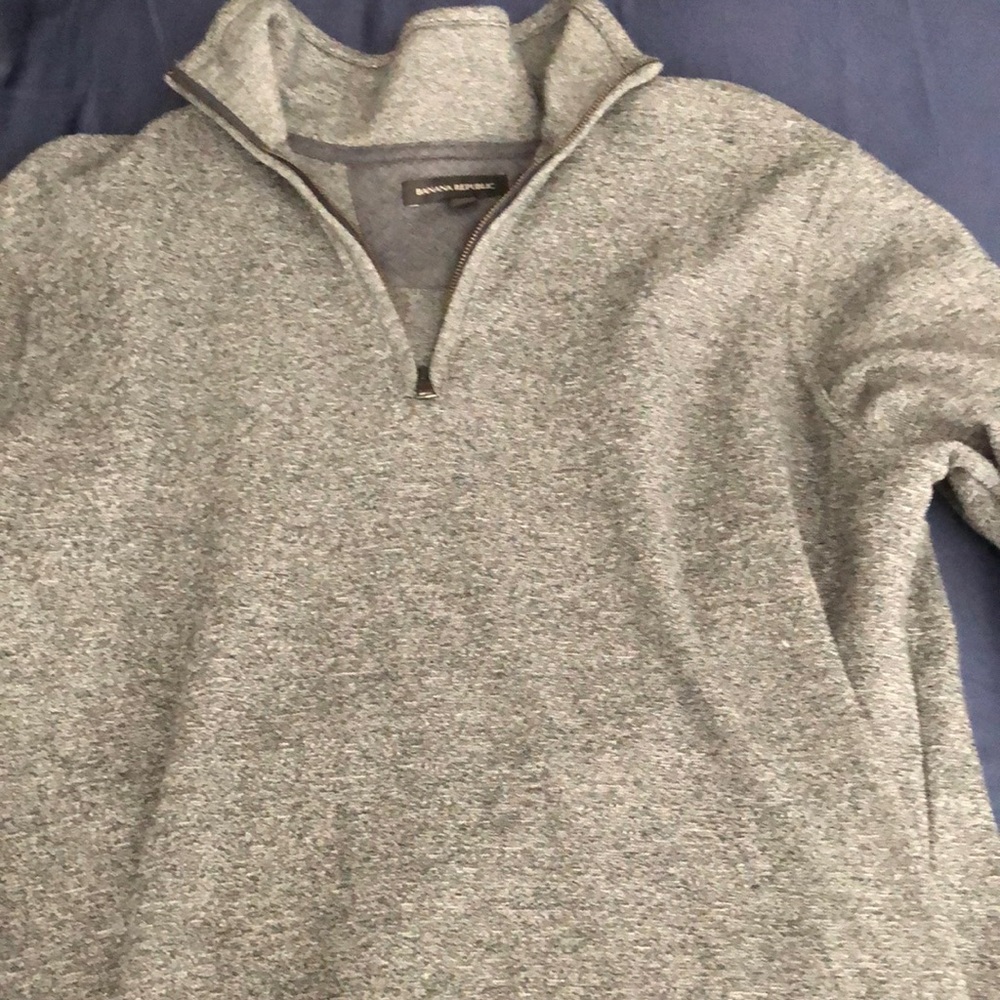 XL gray Banana Republic 1/4 zip sweater. Great condition.